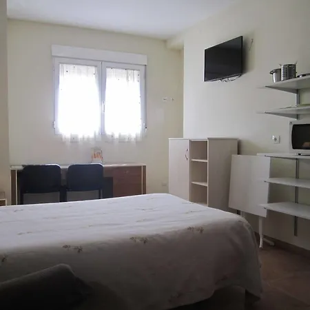 Pensionat El Estudio Almansa